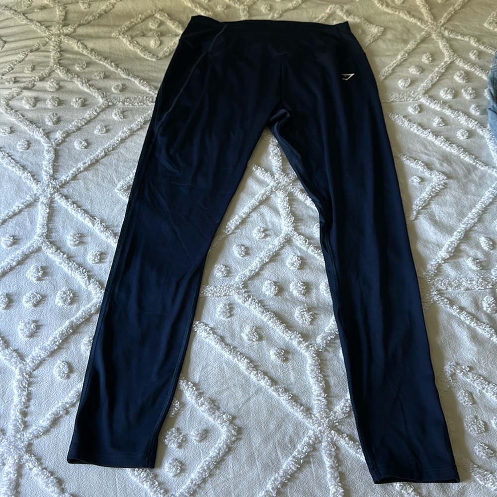Gym Shark 7/8 Size navy Leggings.💗